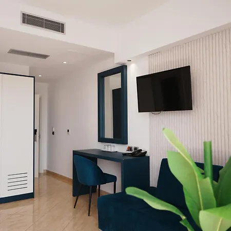 Hotel Blue Sky 4*
