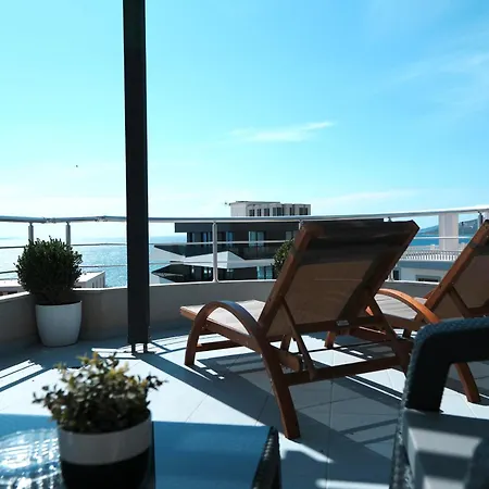 Blue Sky Hotel
