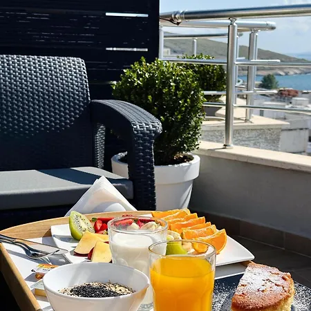 Blue Sky Hotel Sarandë